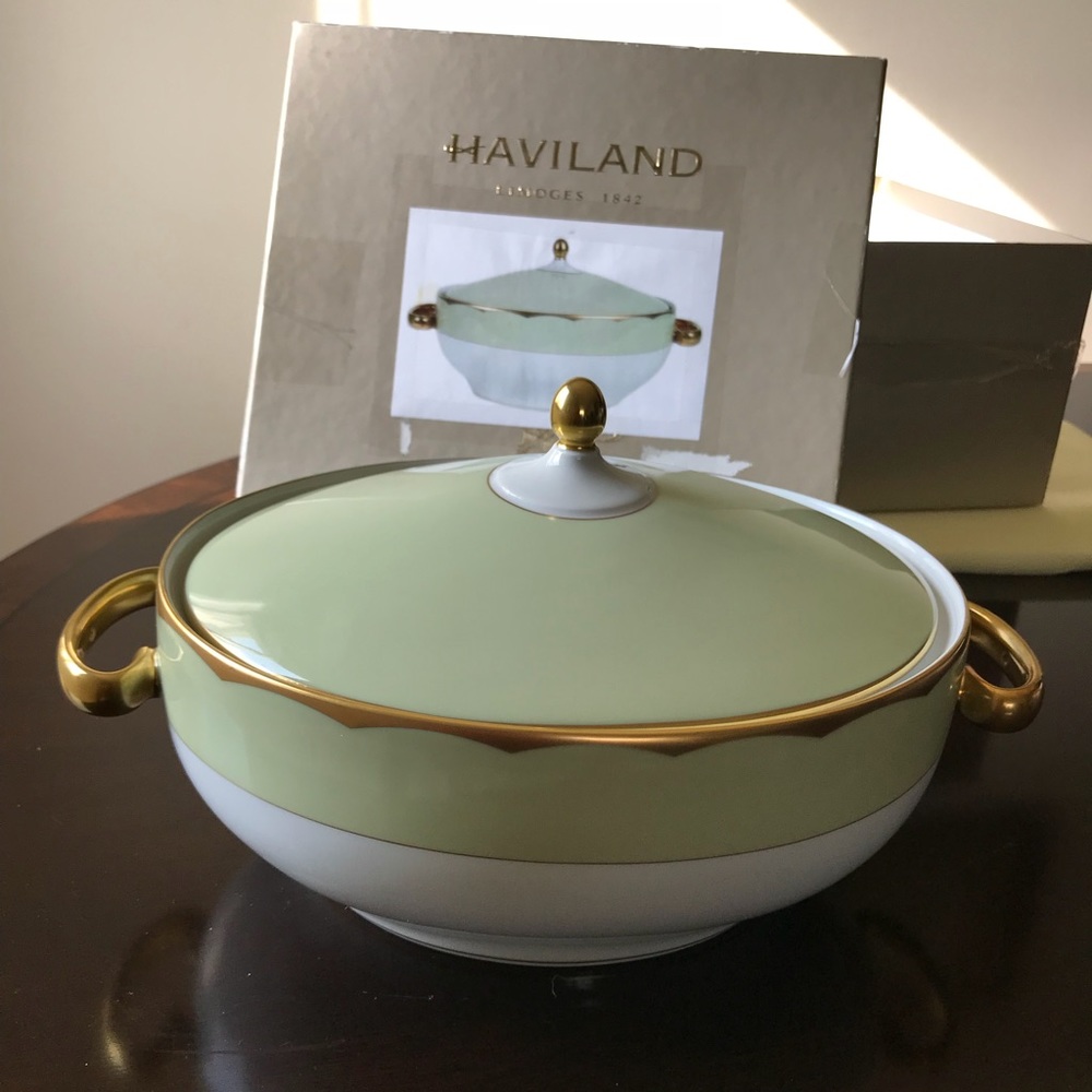 Barbara Barry for Haviland illusion soup tureen